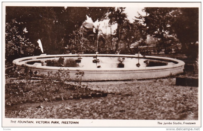 RP: The Fountain , Victoria Park , FREETOWN , Sierra Leone , 20-40s