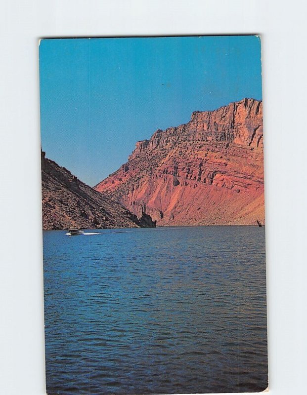 Postcard Flaming Gorge Canyon, Flaming Gorge Reservoir 