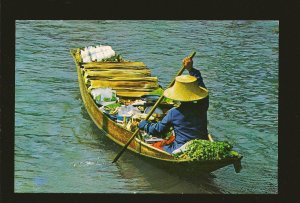 Thailand Boat Vendors Selling Fruit by Khlong 1960's Color Postcard Unposted