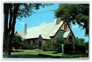 c1947 Holy Trinity Church Harwichport, Massachusetts MA Vintage Postcard 