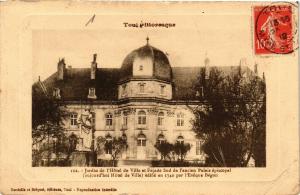 CPA Toul-Jardin de l'Hótel de Ville et Facade Sud de l'ancien Palais (187670)