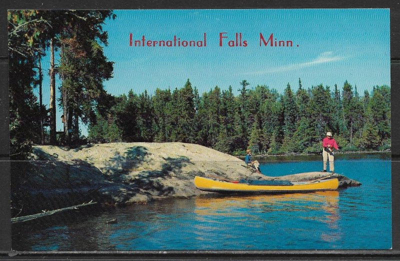 Minnesota, International Falls - Fishing Off The Rocks - [MN-057]