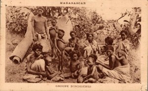 Madagascar Group Of Natives Vintage Postcard 08.56