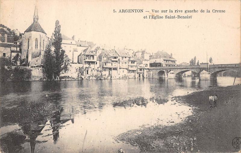 B104698 France Argenton Vue sur la Rive Gauche, Eglise Saint Benoist