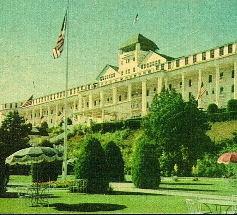 Mackinac Island Michigan MI Grand Hotel and Formal Garden UNP Chrome Postcard