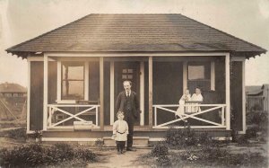 RPPC 5931 SAN PEDRO ST. LOS ANGELES CALIFORNIA HOUSE MAILBOX REAL PHOTO POSTCARD