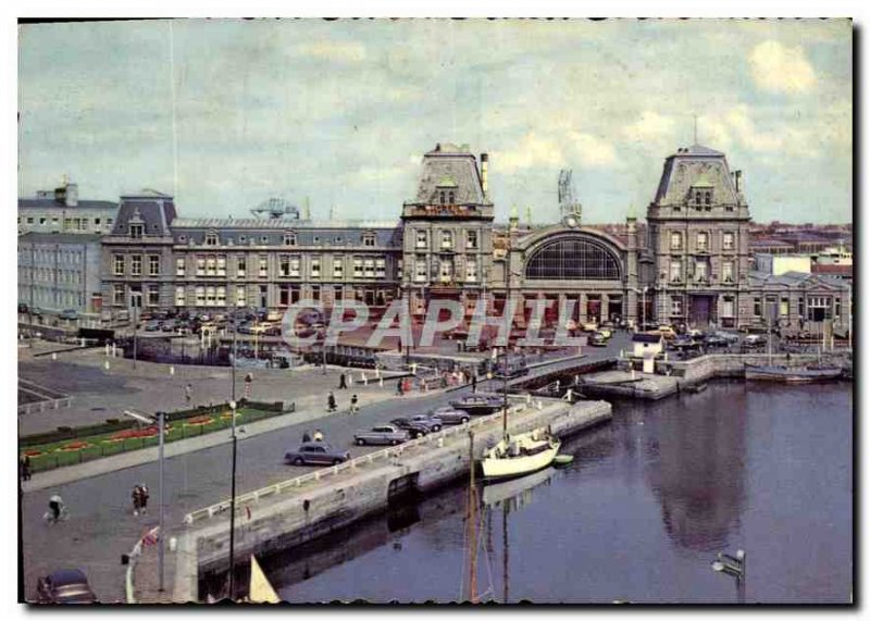 Modern Postcard Ostende Quay Station