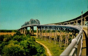 Bridges Huey P Long Bridge Over Mississippi River New Orleans Louisianna