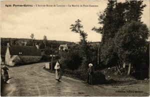 CPA PERROS-GUIREC - L'Arrivée Route de LANNION (104342)