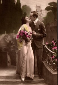 c1910 ROMANTIC COUPLE ROSES STUDIO BACKDROP TINTED PHOTO RPPC POSTCARD P1361