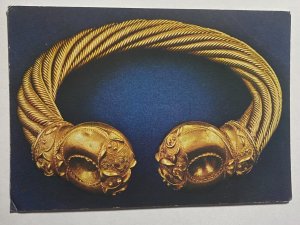 POSTED  POSTCARD - TORC FROM SNETTISHAM NORFOLK BRITISH MUSEUM   (KK4372) 