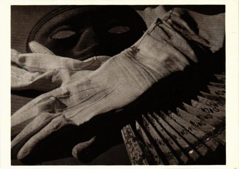 CPM PO6 Gloves, Mask and Fan c. 1925 PAUL OUTERBRIDGE, JR. (d1035)