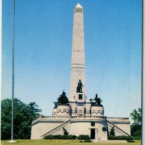 c1960s Springfield, IL Greeting Lincoln's Tomb Monument Flying Flag Pole PC A238