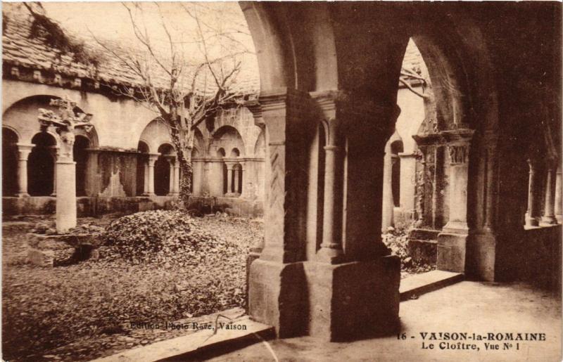 CPA VAISON-la-ROMAINE - Le Cloitre Vue no 1 (511549)