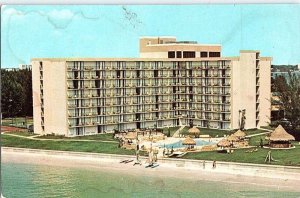 Postcard HOTEL SCENE Clearwater Florida FL AI9731