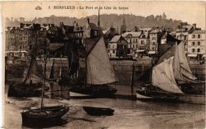 CPA HONFLEUR - Le Port et la Cote de Grace (516408)