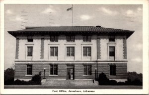 Postcard United States Post Office Building in Jonesboro, Arkansas 