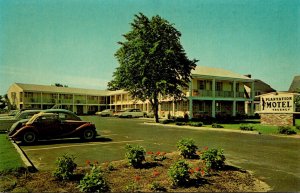 Massachusetts Cape Cod West Dennis The Plantation Motel