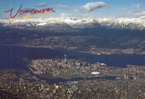 VINTAGE CONTINENTAL SIZE POSTCARD VANCOUVER AND THE NORTHSHORE MOUNTAINS