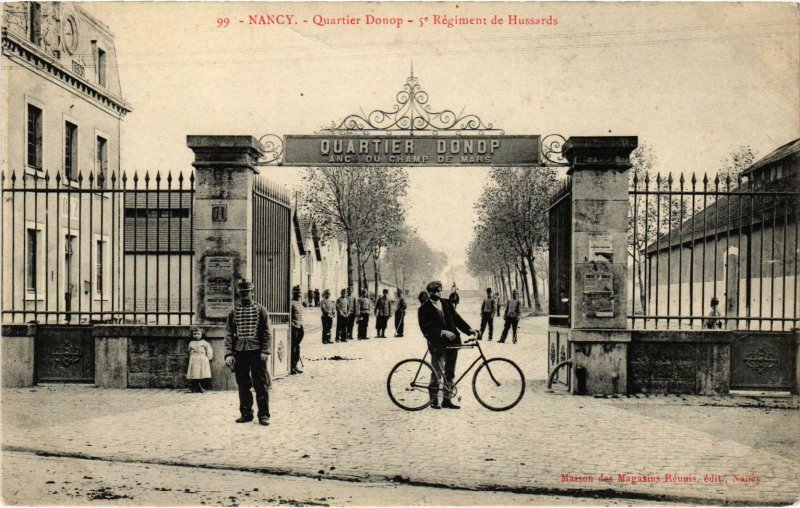 CPA Militaire Nancy - Quartier Donop - 5e Régiment de Hussards (90667)