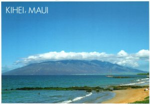 CONTINENTAL SIZE POSTCARD PANORAMIC VIEW OF KIHEI MAUI SHORELINE HAWAII