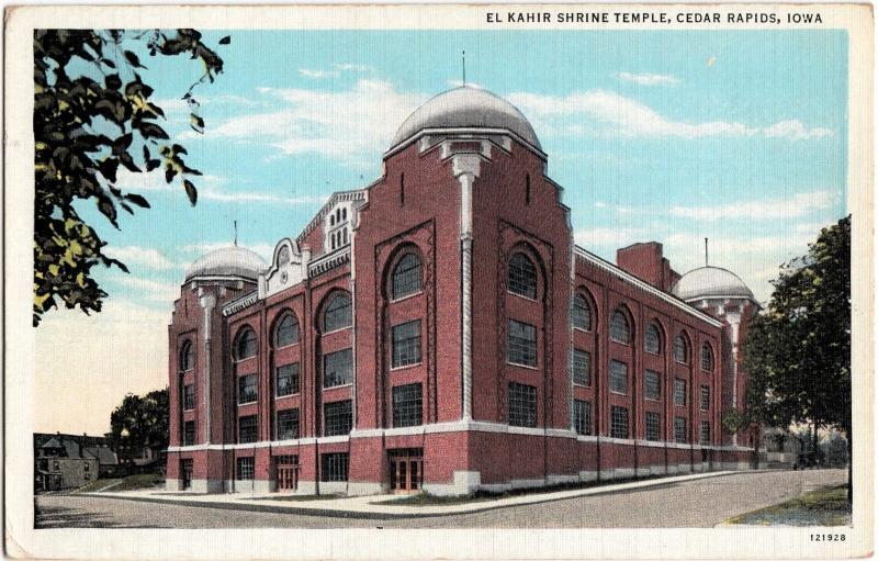 1943 CEDAR RAPIDS Iowa Ia Postcard EL KAHIR SHRINE TEMPLE