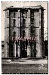 Modern Postcard Vincennes castle or North Gate entrance to tower