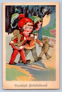 J98/ Teddy Bear Interesting Postcard c1950 Children Snow  299