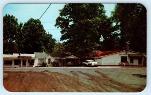 KLINGER LAKE SHOPPING CENTER near Sturgis, Michigan MI ~ Roadside 1950s Postcard 