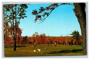 Vintage 1960's Postcard Golf at Laurels Hotel & Country Club Monticello New York