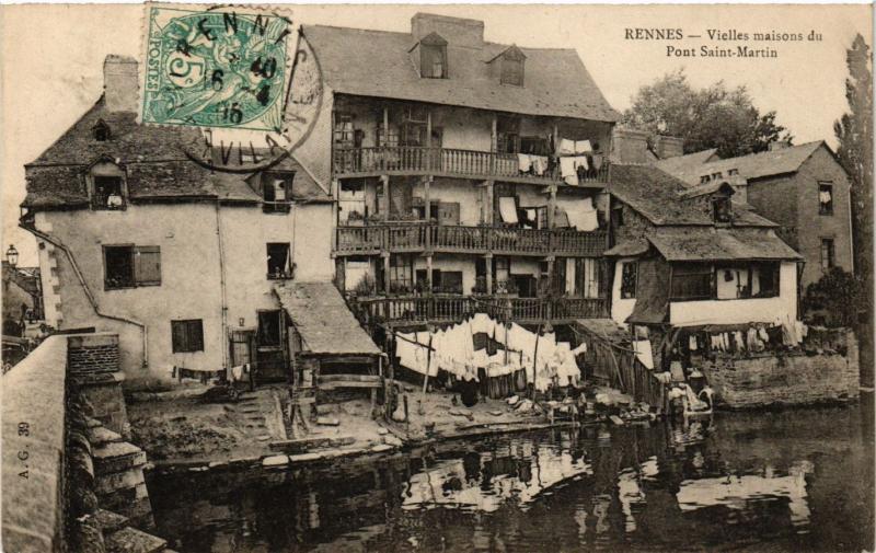 CPA RENNES - Vieilles maisons du Pont St-Martin (356902)