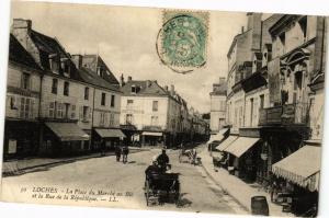 CPA LOCHES - La Place du Marché au Blé et la Rue de la République (228794)