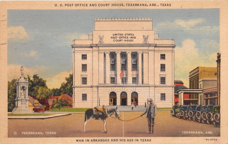 TEXARKANA TEXAS MAN IN ARKANSAS AND HIS ASS IN TEXAS~COURT HOUSE POSTCARD 1939