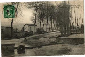CPA IS-sur-TILLE - Crue de l'Ignon en 1910 (175900)