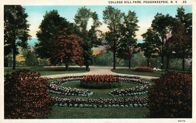 VINTAGE POSTCARD COLLEGE HILL PARK POUGHKEEPSIE NEW YORK