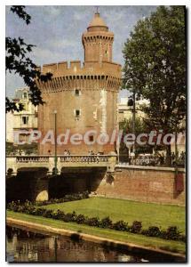 Postcard Modern Perpignan Pyrenees Orientales Lower Quays and the Castillet