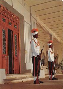 BG21285 the sudanese army military militaria sudan types folklore