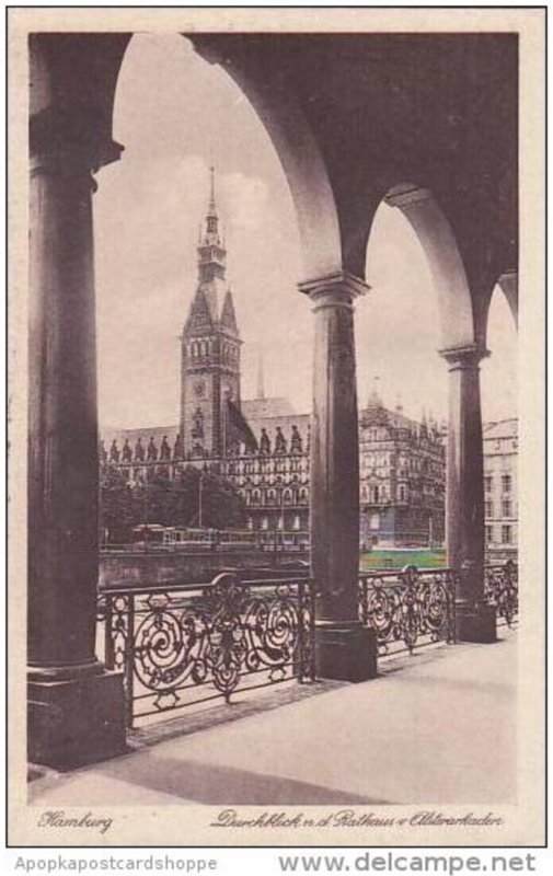 Germany Hamburg Durchblick Rathaus von Olsterarkaden