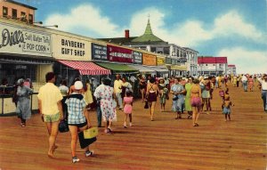 Boardwalk Scene, Rehoboth Beach, Delaware, Vintage Postcard, Unused 