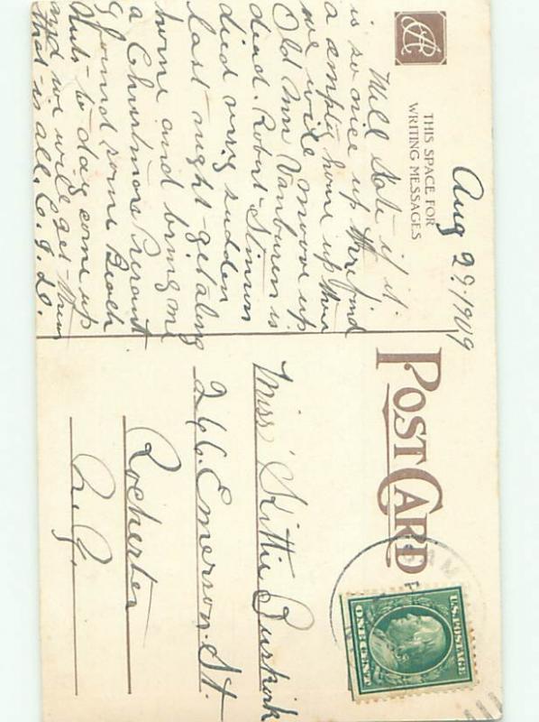 Divided-Back PRETTY WOMAN Risque Interest Postcard AA8592