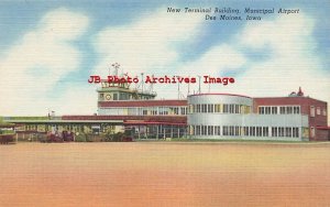 IA, Des Moines, Iowa, Municipal Airport, New Terminal Building