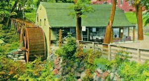 Postcard Early View of Olde Towne Mill, built 1960 , London, CT.     aa2