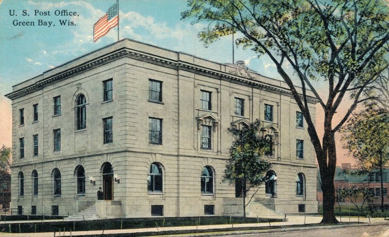 USA US Post Office Green Bay Wisconsin Linen Postcard 07.35