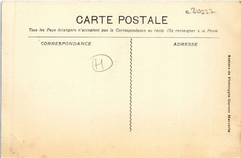 PC TANANARIVE PECHEUSES AU PANIER ETHNIC TYPES MADAGASCAR (a30227)