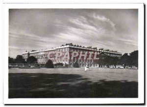 Modern Postcard Hampton Court Palace The Palace from the Fountain Gardens