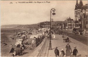 CPA Villers sur Mer La Digue et la Plage (1233886)