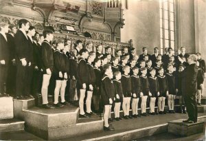 B517 Choir of St. Thomas Church Leipzig, Germany postcard 1974