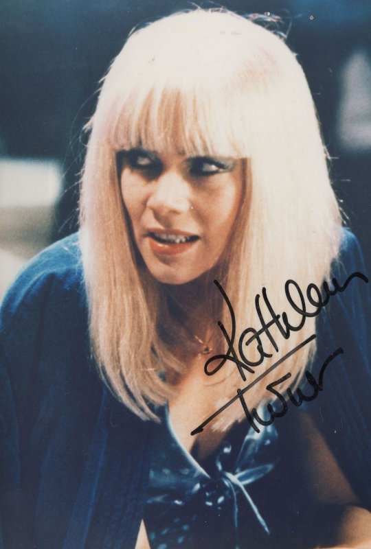 Kathleen Turner Who Framed Roger Rabbit Hand Signed Photo