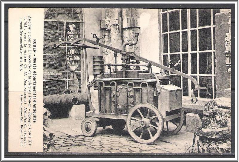 France. Rouen - Old Fire Pump of The City - [FG-016]