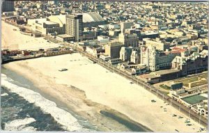 Postcard BEACH SCENE Atlantic City New Jersey NJ AN7274